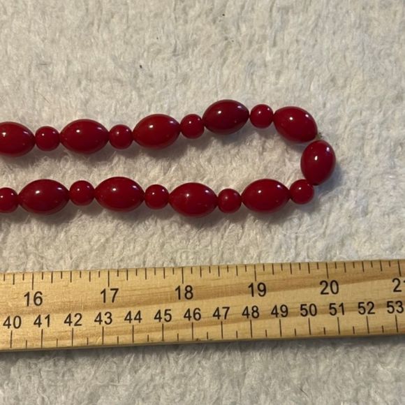 Red Graduated Beads 40 Inch Necklace Xmas Thanksgiving Party Fashion Jewelry - Picture 5 of 5